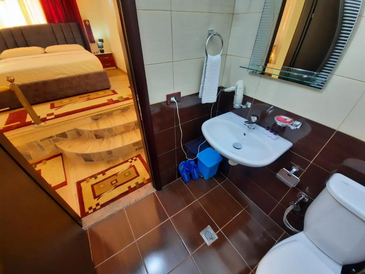 Villa 53 Tirana Kültér fotó