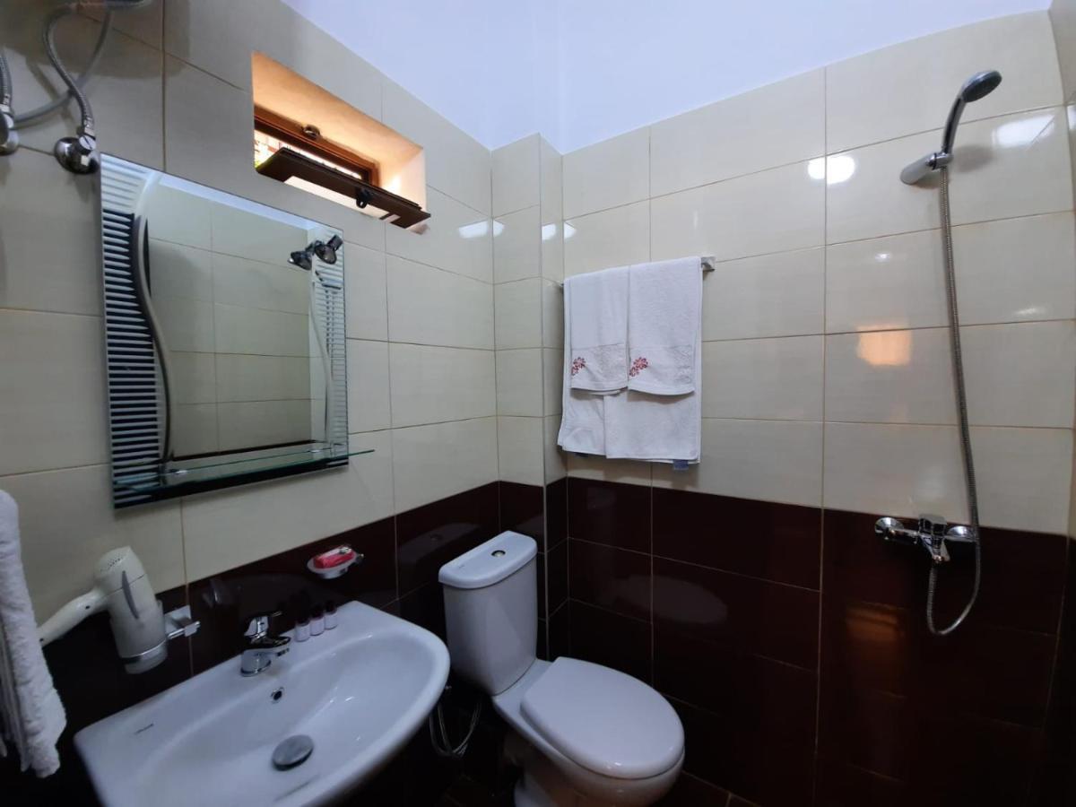 Villa 53 Tirana Kültér fotó